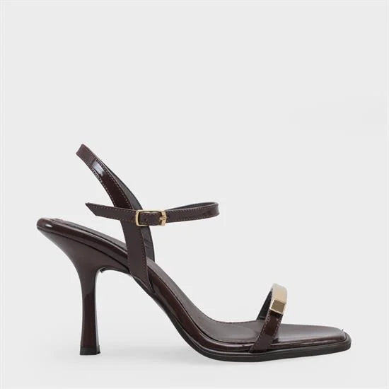 Capone Reggi Square Toe Metal Single Band Mid Heel Ankle Strap Women Patent Beige Shoe