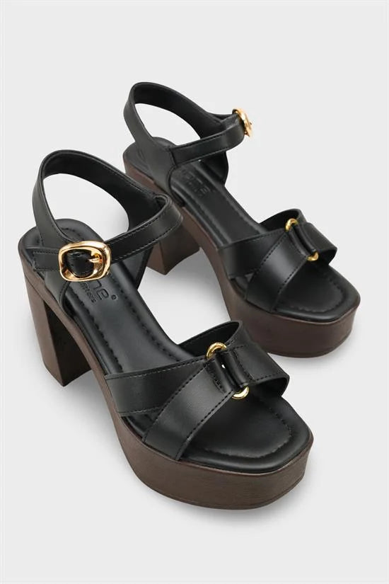 Capone Sheilah Platform Cross Band Ankle Strap Women Beige Sandal