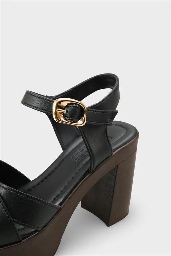 Capone Sheilah Platform Cross Band Ankle Strap Women Beige Sandal