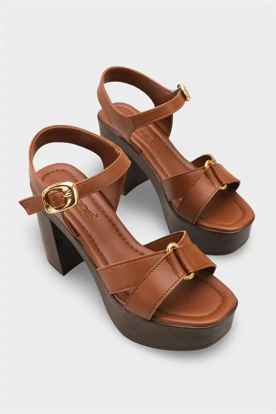 Capone Sheilah Platform Cross Band Ankle Strap Women Beige Sandal