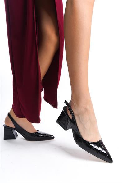 Capone Ruby Soft Padded Insole Ženske crne cipele na petu