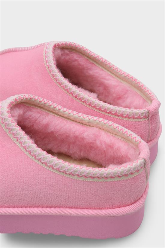 Capone Thick Sole Round Toe Furry Closed Women Pink Sandals