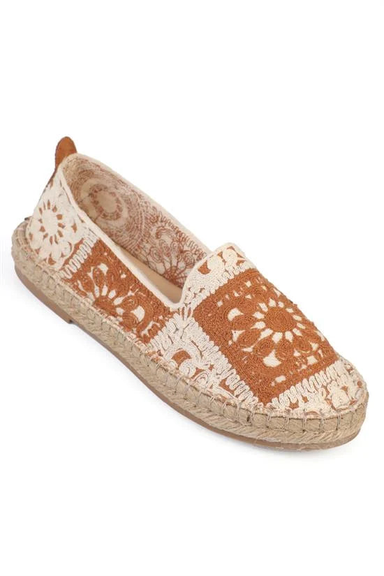 Capone Vera Woven Women Black Espadrille