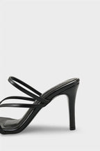 Capone Vinnie Round Toe Mid Heel Toe Post Elegant Women Black Sandal
