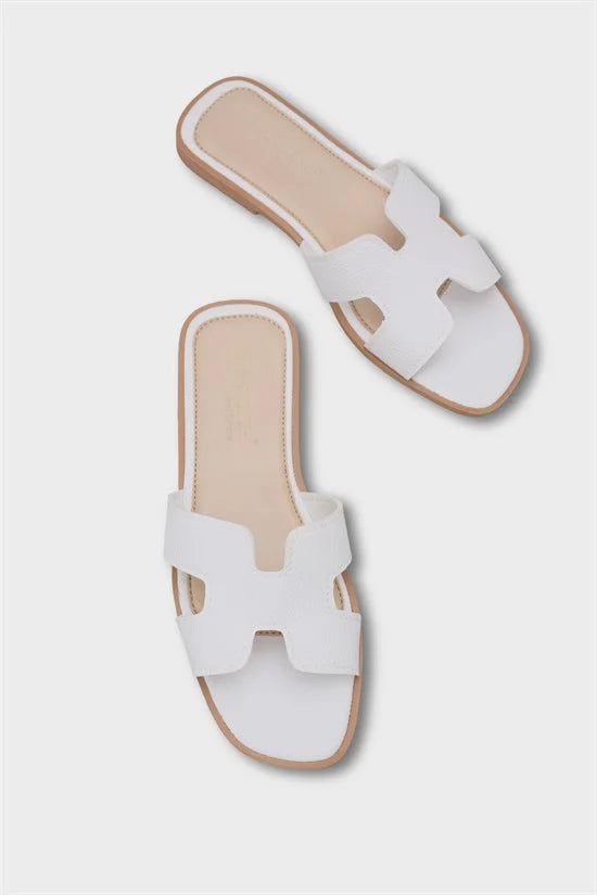 Capone Wilie Women Corals Short Heeled Slippers