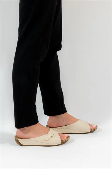 Capone Jenn Z0397 Women White Slide Comfort Anatomical Sandals