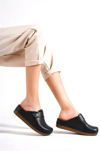 Capone Karel Z0680 Women Black Clog Comfort Anatomical Sandals